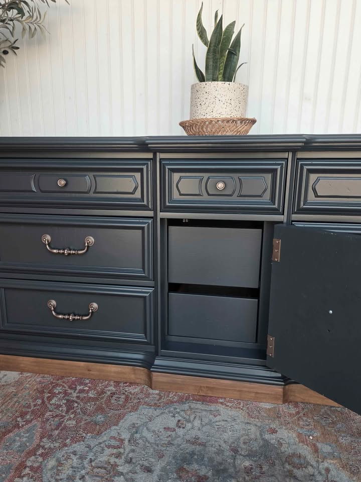 Vintage Stanley Triple Dresser