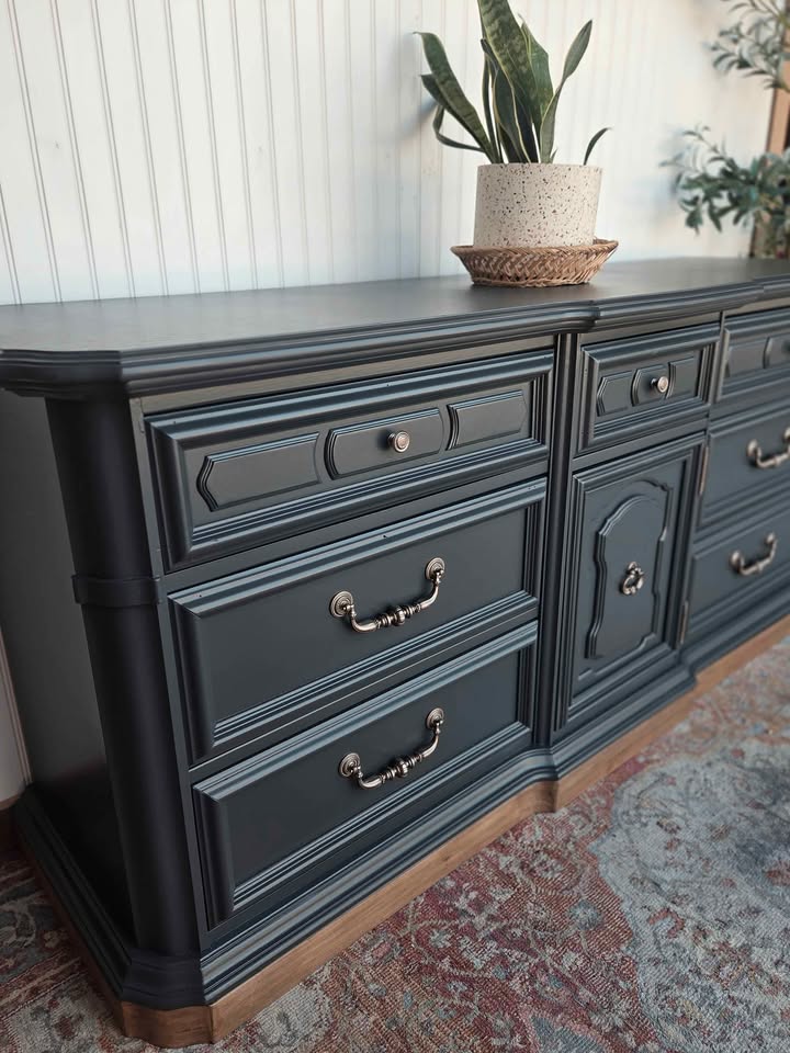 Vintage Stanley Triple Dresser
